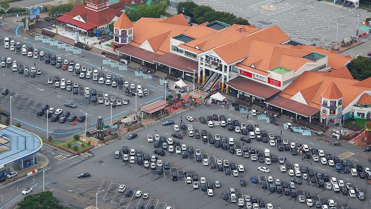 고속도로 휴게소