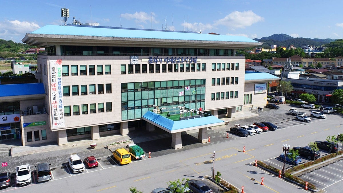 남원시청 전경 남원시청 전경