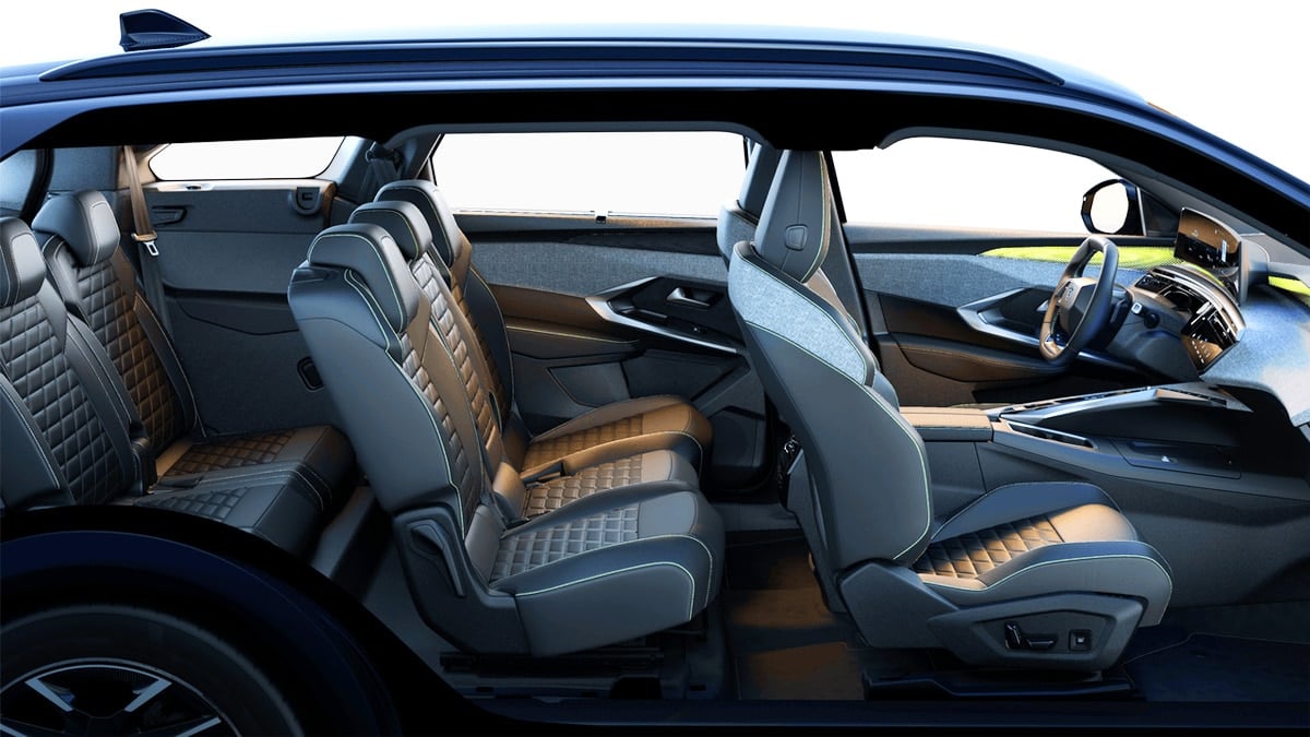 푸조 올 뉴 5008 스마트 하이브리드 실내