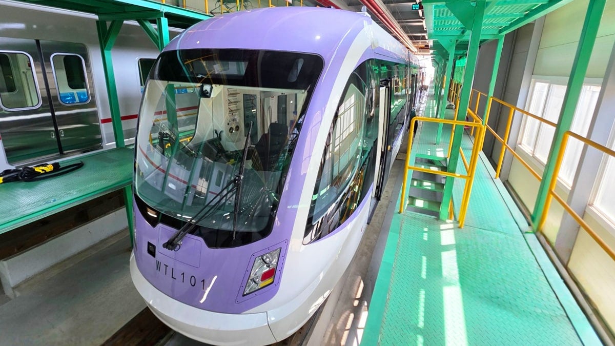 우진산전에서 제작 중인 위례선 트램 차량