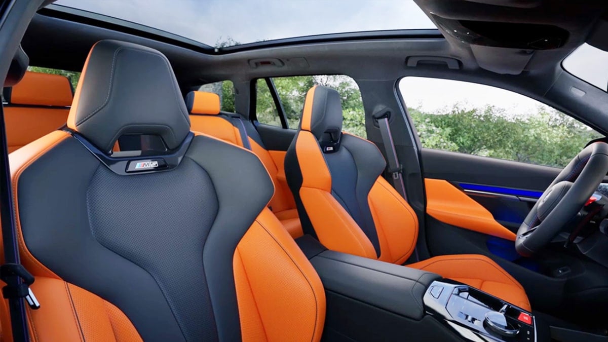 BMW 뉴 M5 투어링 실내