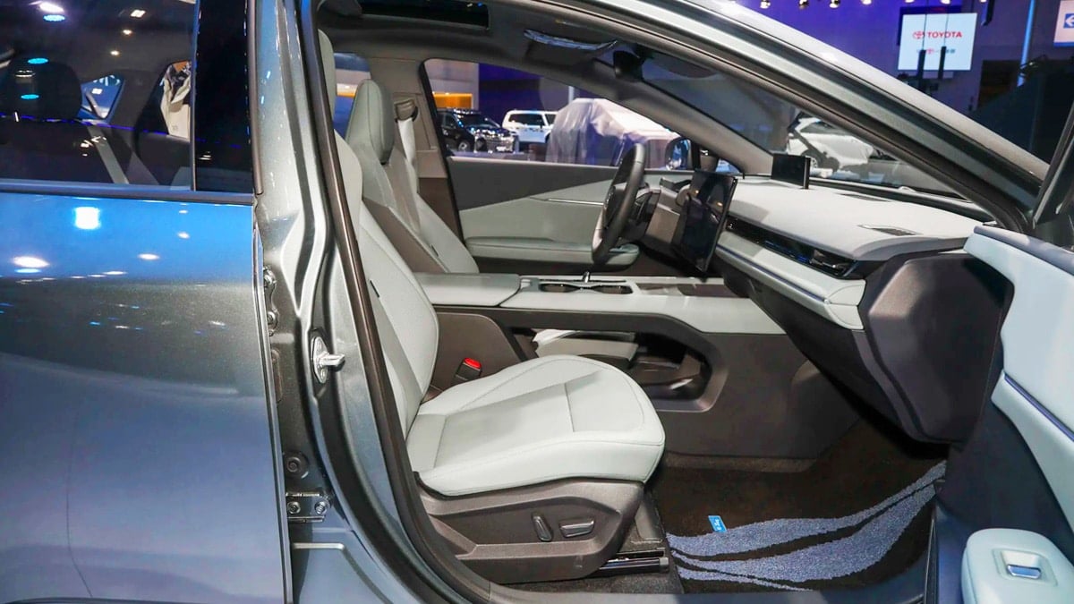 토요타 bZ3 스마트 홈 에디션 실내