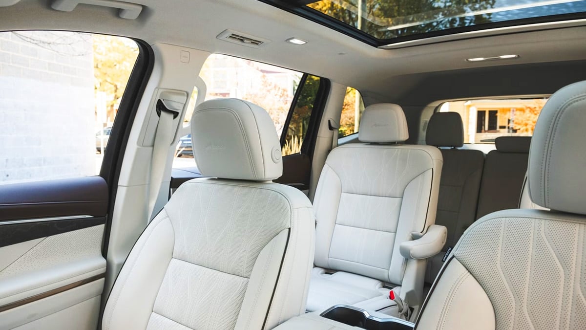 뷰익 엔클레이브 실내 뷰익 엔클레이브 실내