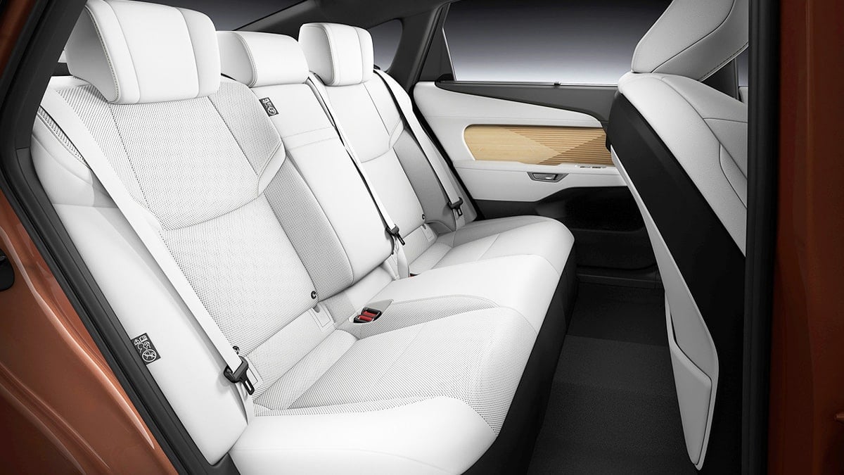 렉서스 ES 350e 실내