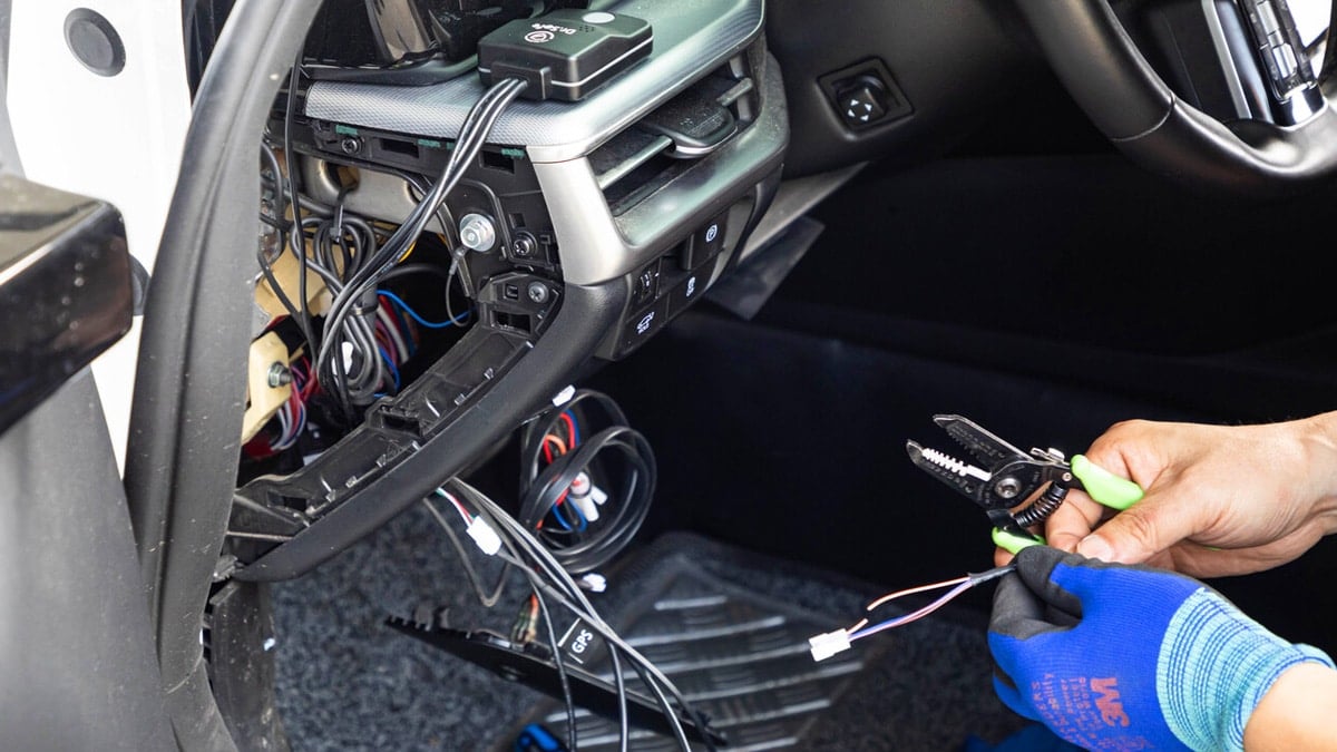 페달 오조작 방지장치 설치