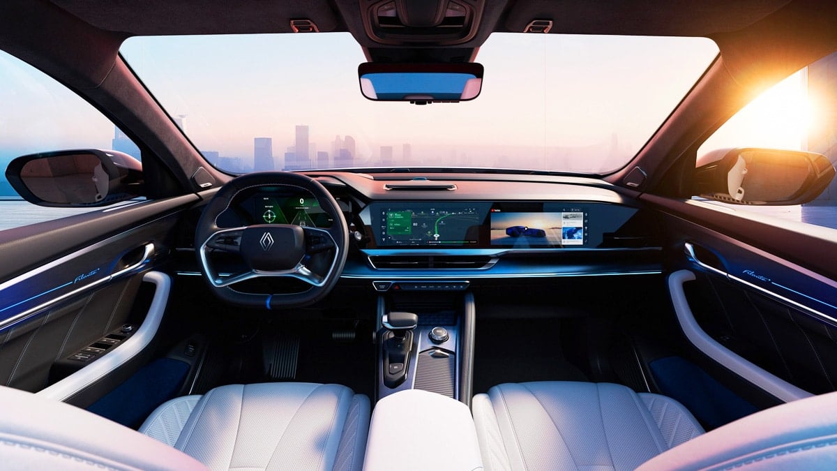 르노 필랑트 실내