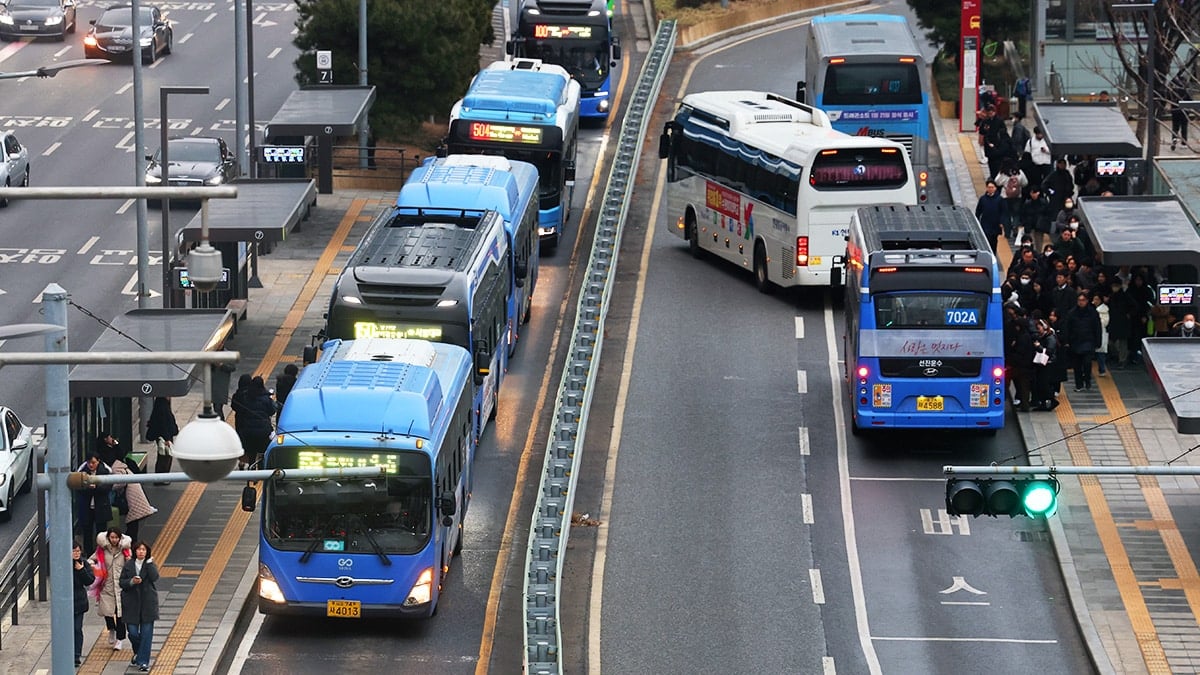 운행을 시작한 서울 시내버스