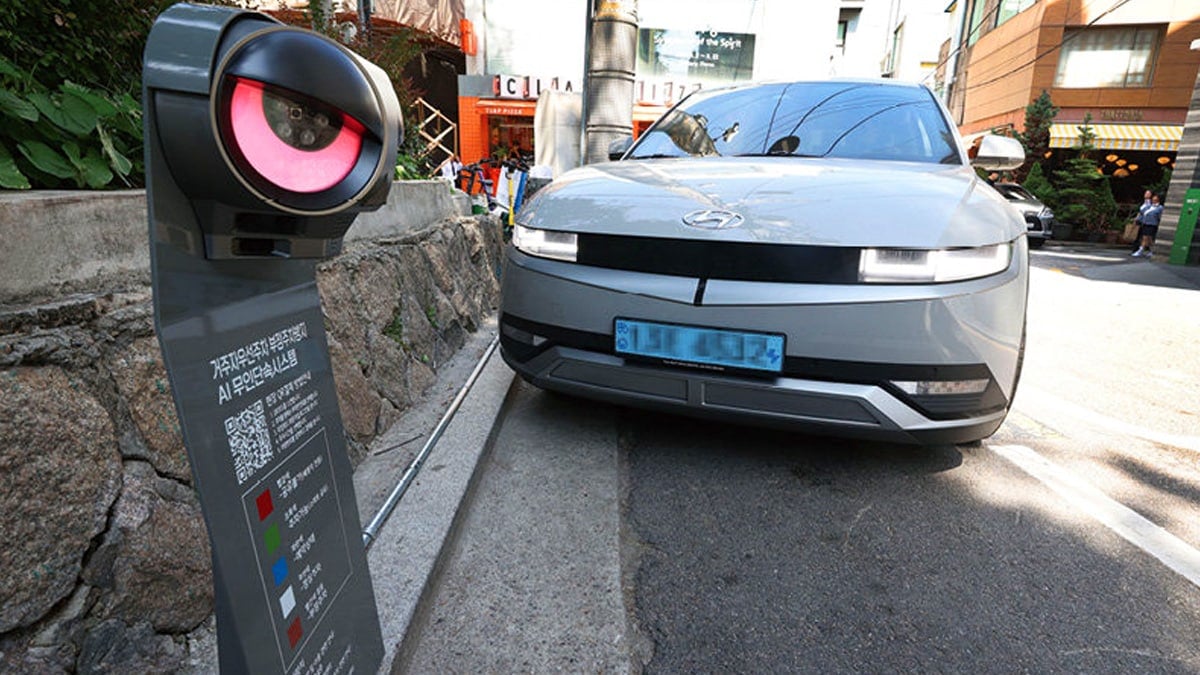 AI 단속시스템이 설치된 모습 AI 단속시스템이 설치된 모습