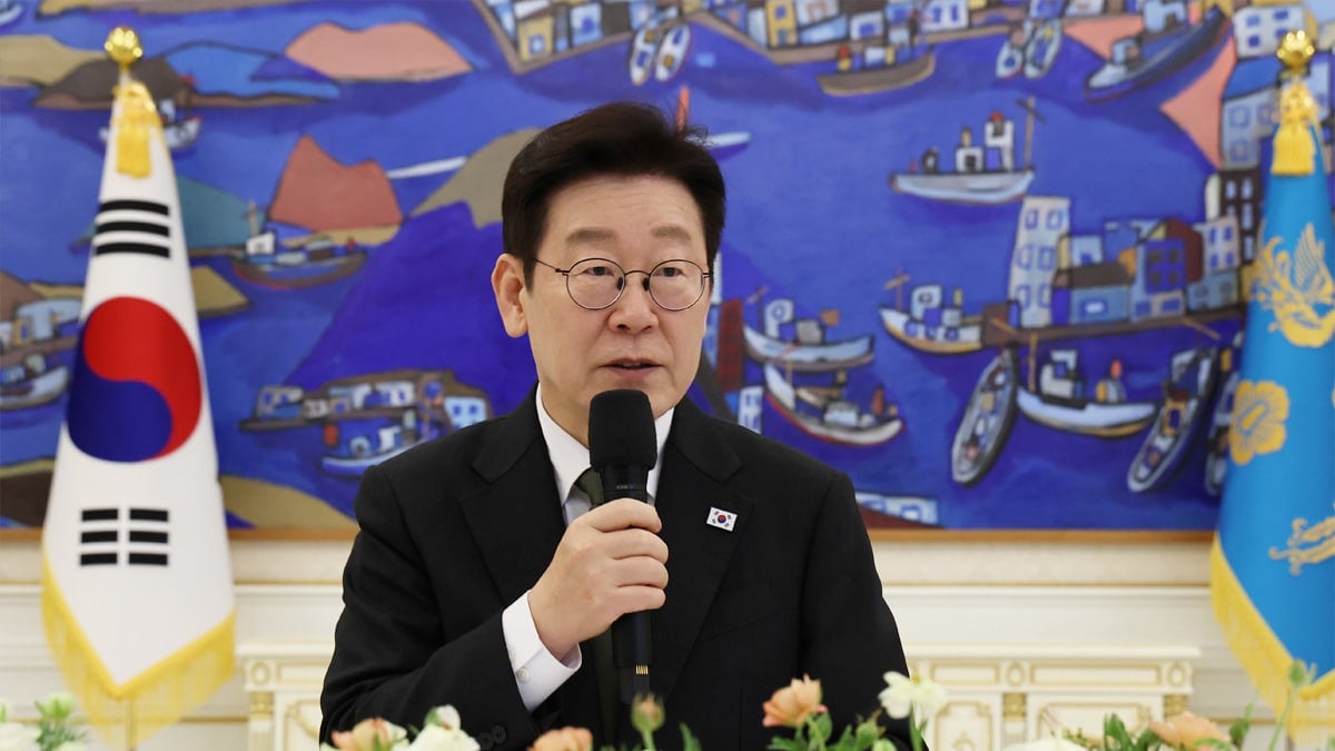 “표 계산 없이 개편해야”… 이재명, 기초연금 70% 기준 깨나?