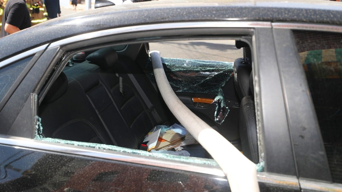 긴급출동 방해차량 강제처분 '차량 손괴' 훈련 긴급출동 방해차량 강제처분 '차량 손괴' 훈련