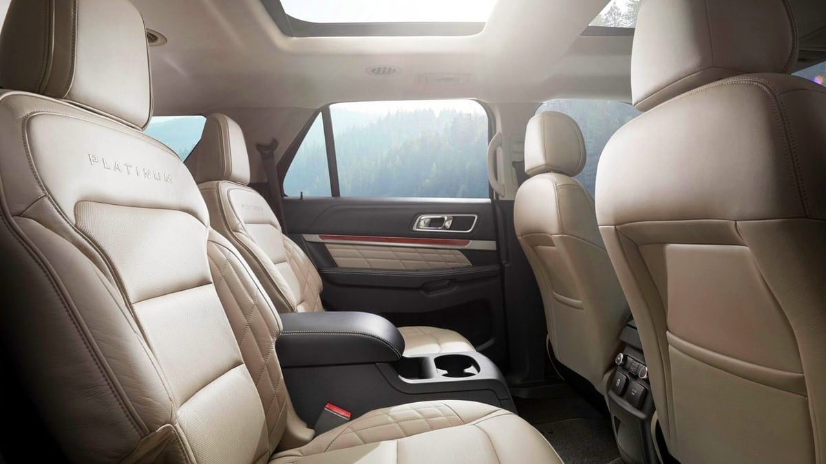 포드 5세대 익스플로러 실내