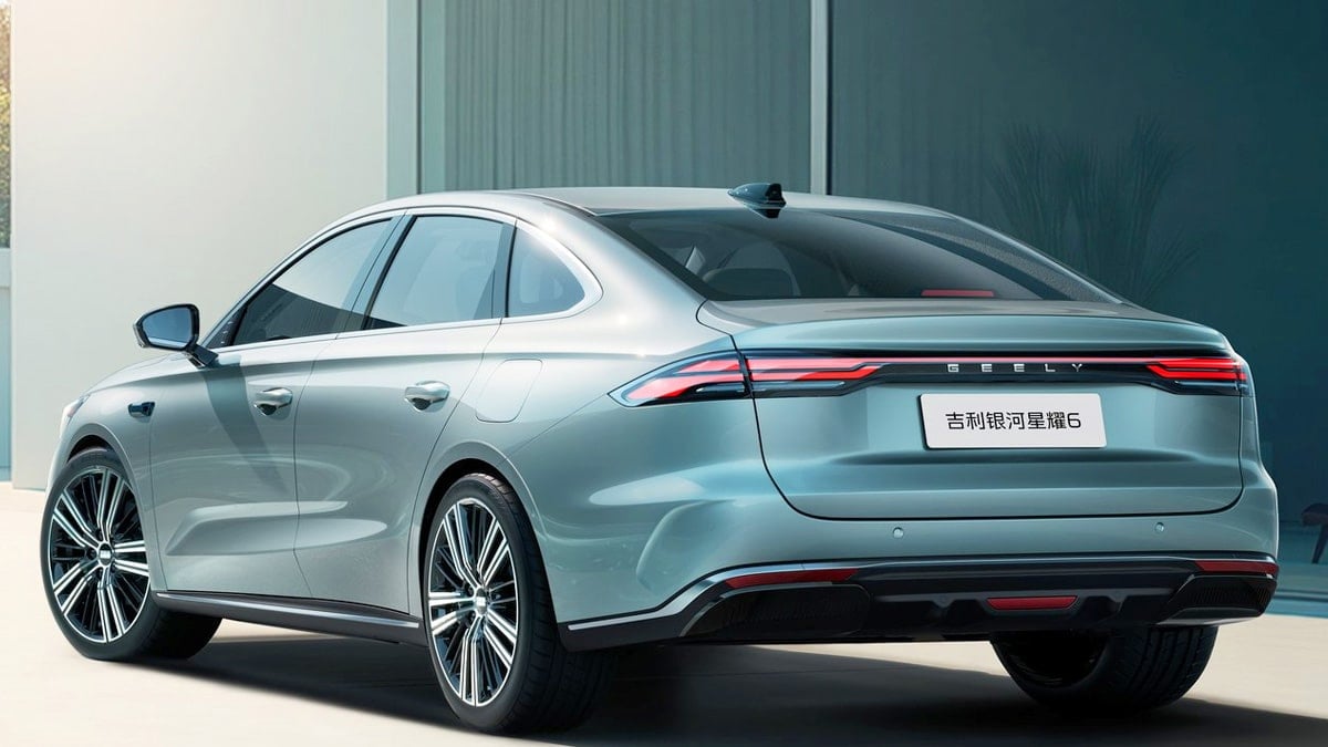 지리 갤럭시 스타샤인 6