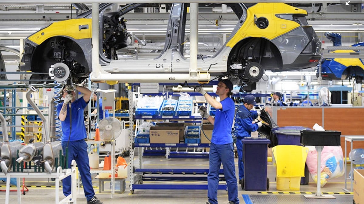 현대차 러시아 공장 생산라인