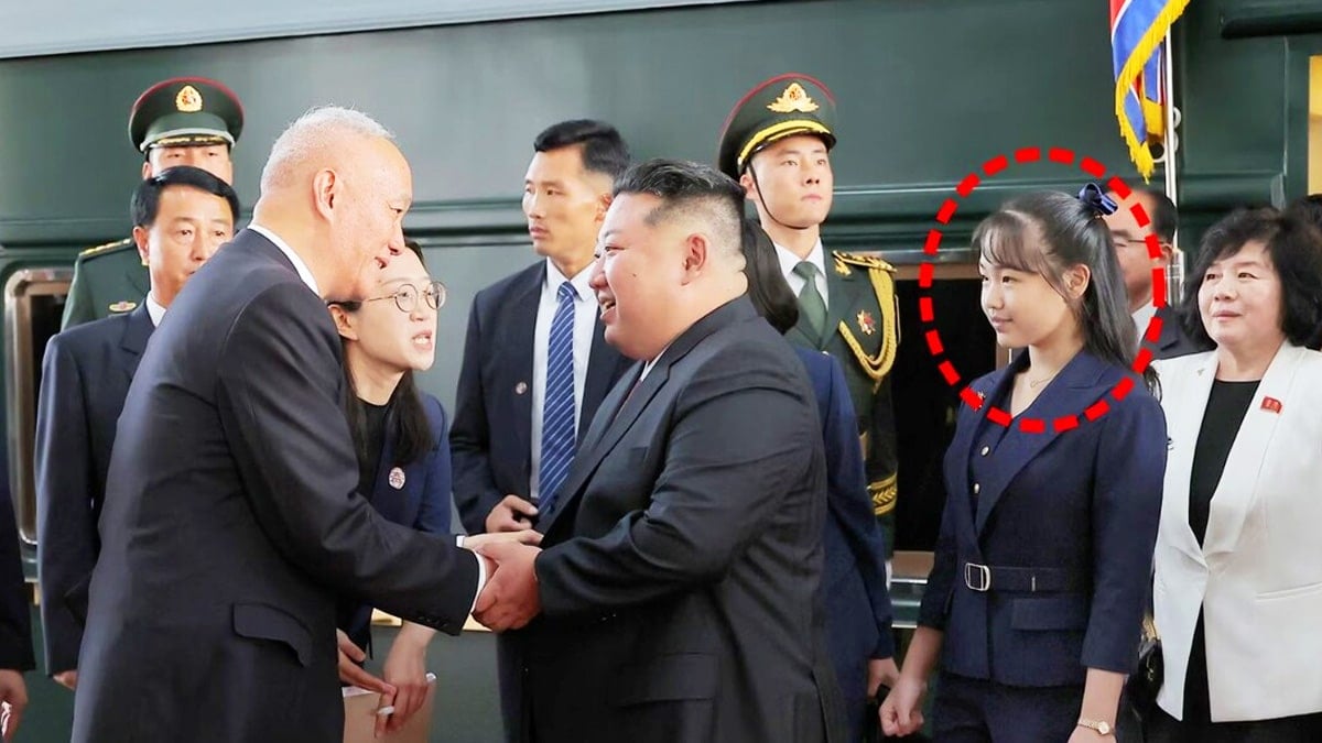 베이징에 도착한 김정은과 김주애