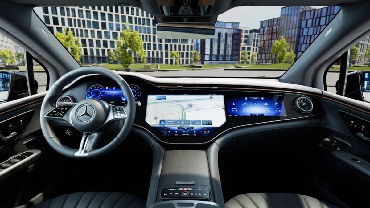 벤츠 EQE 350+ SUV 실내