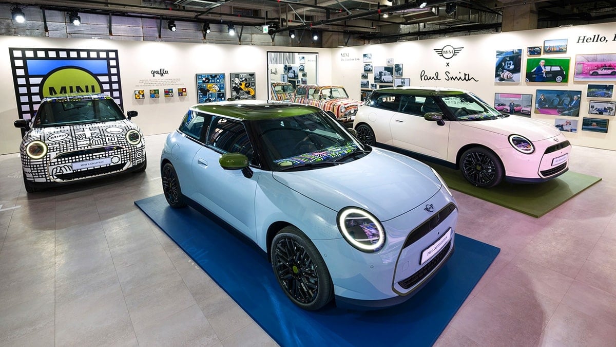 디 올-일렉트릭 MINI 쿠퍼 SE 폴 스미스 에디션 디 올-일렉트릭 MINI 쿠퍼 SE 폴 스미스 에디션