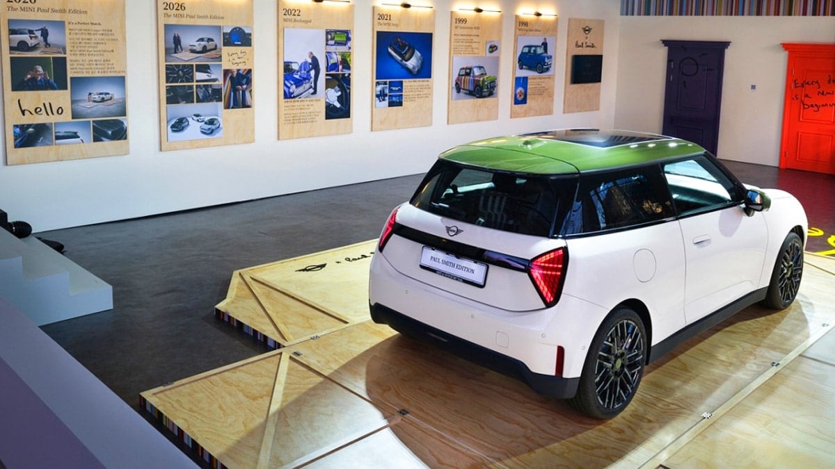 디 올-일렉트릭 MINI 쿠퍼 SE 폴 스미스 에디션 디 올-일렉트릭 MINI 쿠퍼 SE 폴 스미스 에디션