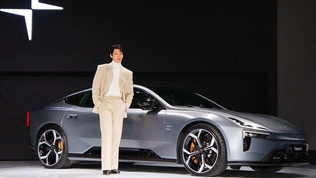 폴스타코리아 앰버서더 김우빈 폴스타코리아 앰버서더 김우빈