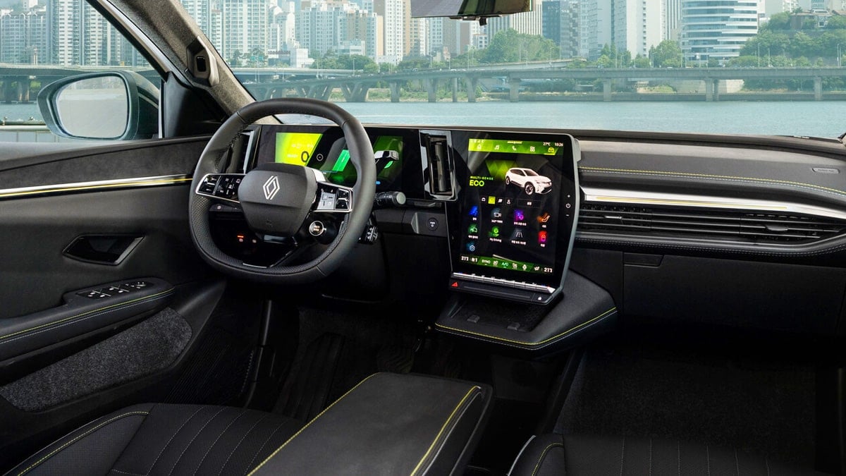 르노 세닉 E-Tech 실내