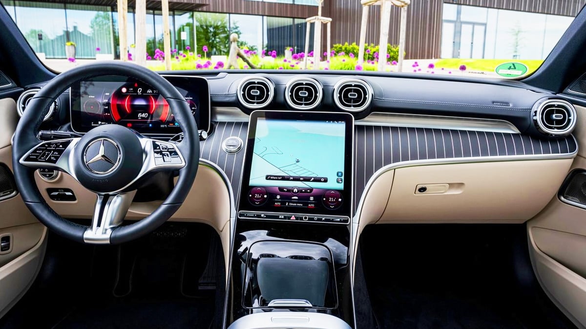 벤츠 C클래스 실내