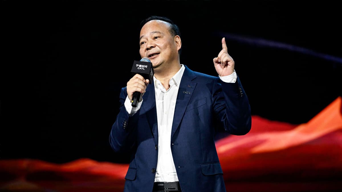 연설 중인 CATL 사장 겸 CEO 쩡 위친