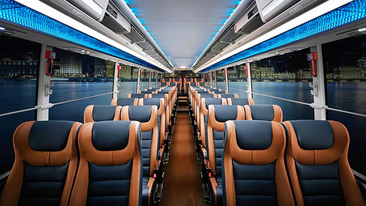 기아 그랜버드 실내