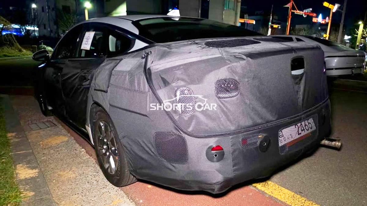 기아 K5 2차 페이스리프트 스파이샷