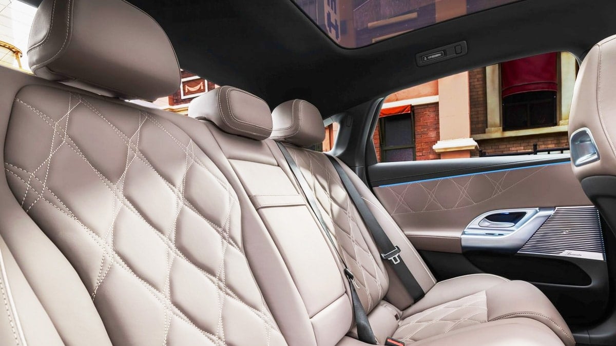 벤츠 디 올-뉴 일렉트릭 C-클래스 실내