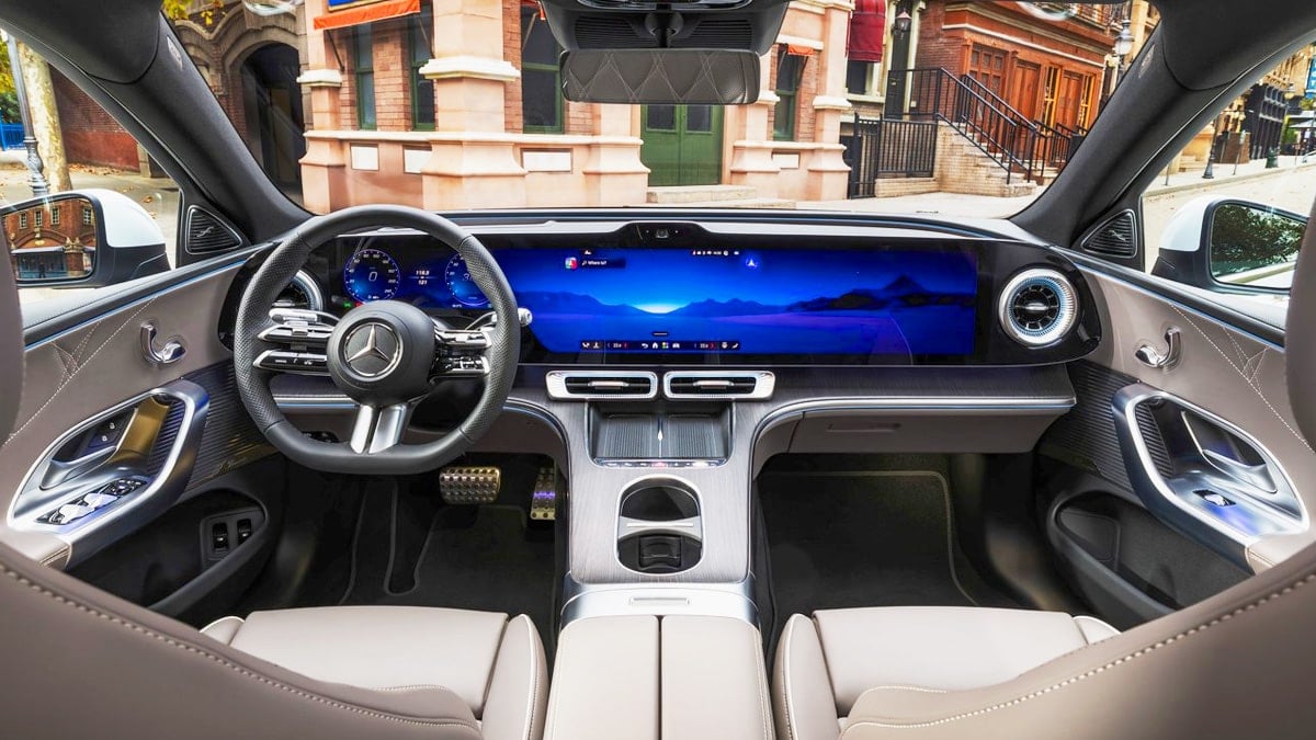 벤츠 디 올-뉴 일렉트릭 C-클래스 실내