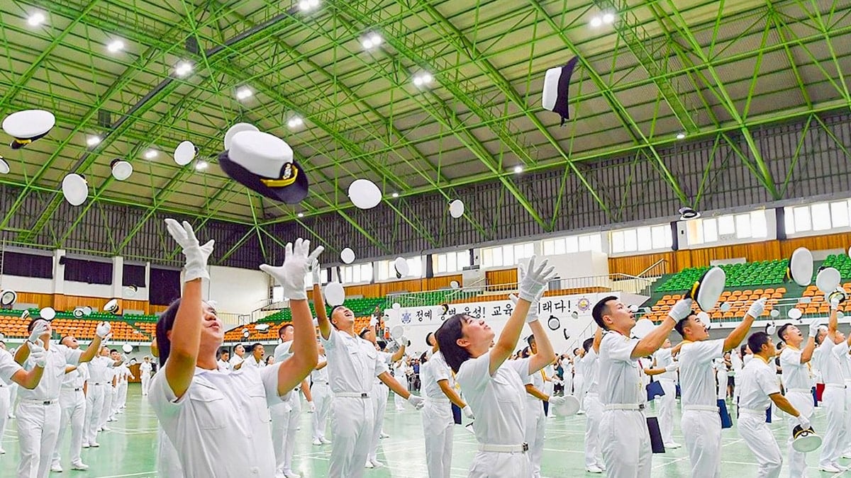 부사관 후보생 수료 및 임관식