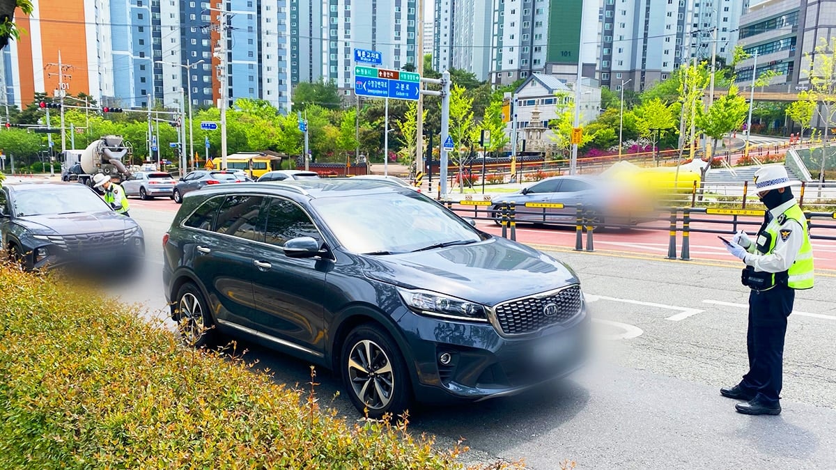 우회전 단속 현장